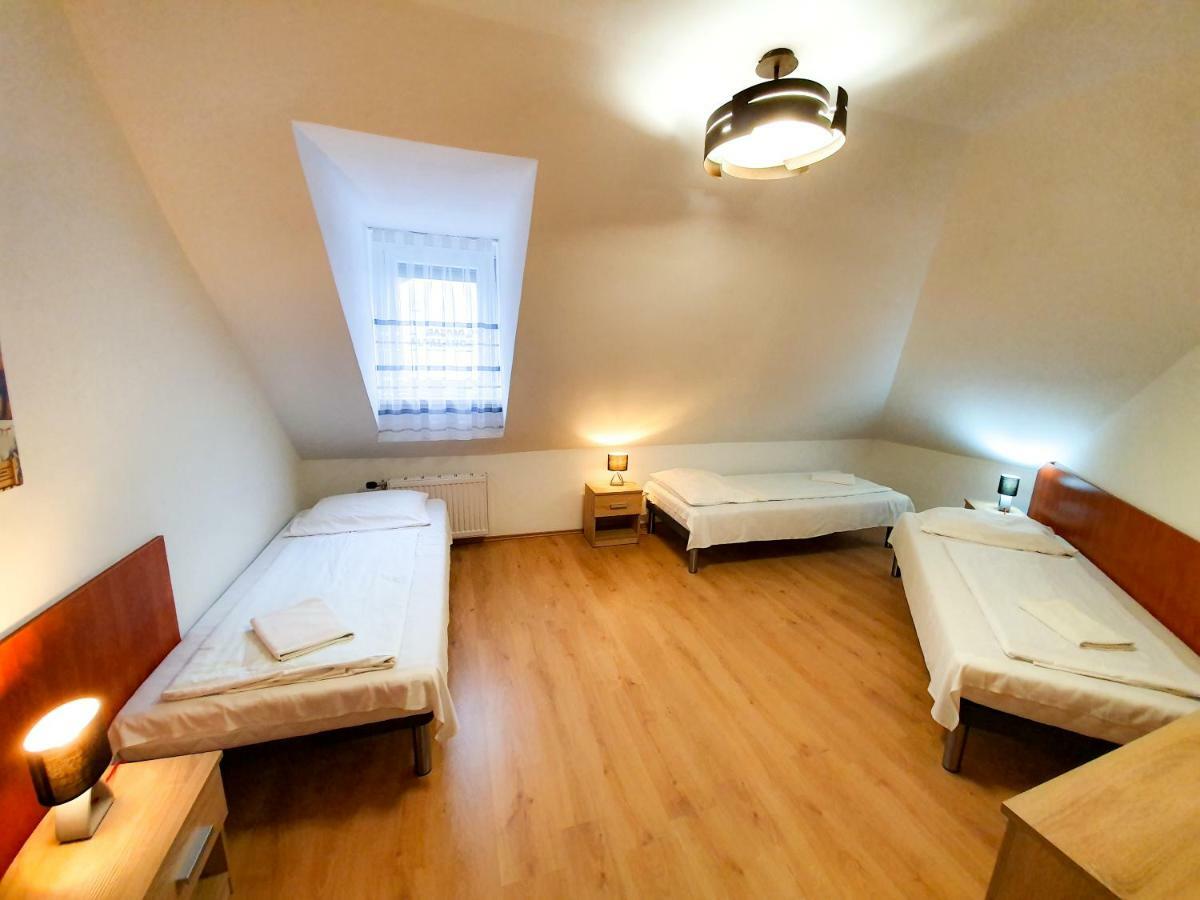 Retro Szállás, 3* Torony